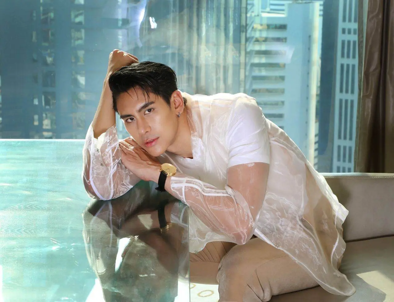 ดาราคือสามี