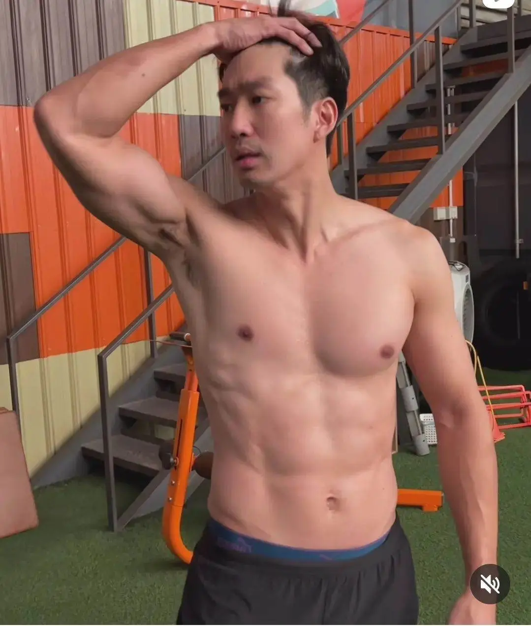 สัญญาว่าจะกลืน