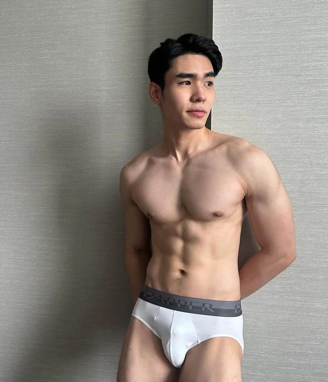 ขาวจัง