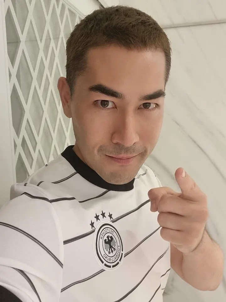 แด๊ดดดดแดนนี้ แซ่่บบบ