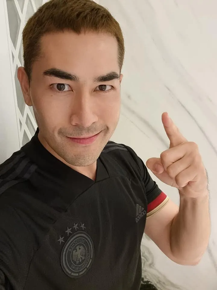 แด๊ดดดดแดนนี้ แซ่่บบบ