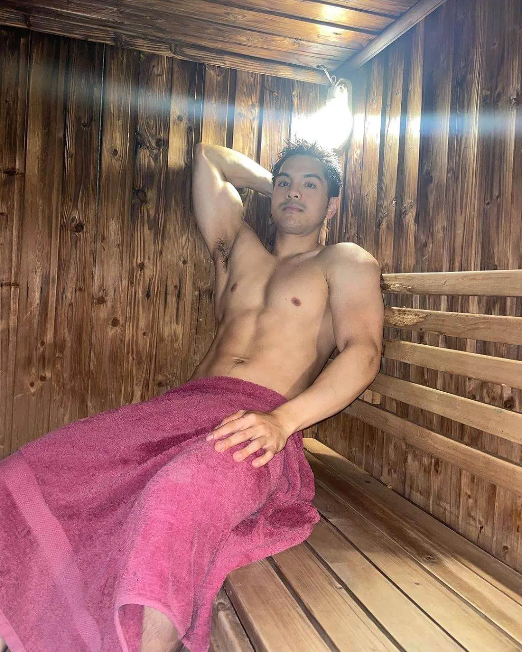 ทรงแด๊ดแซดอย่างเสว