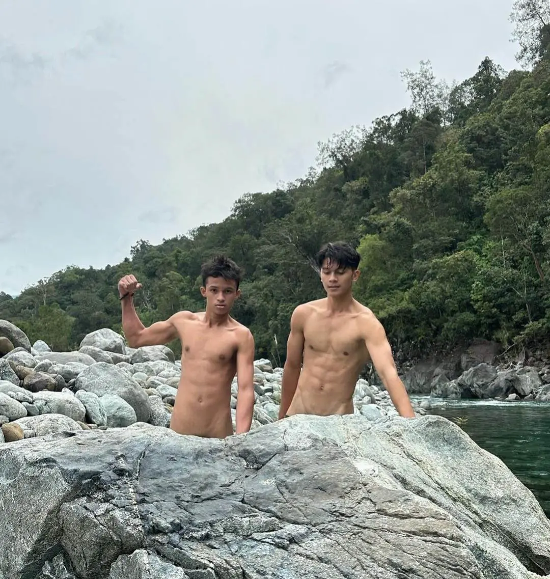 สุขสันต์วันหยุด