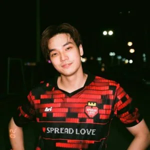 โอบนิธิ วิวรรธนวรางค์ นักแสดงหนุ่มหล่อ แฟนคลับปีศาจแดงแมนยู