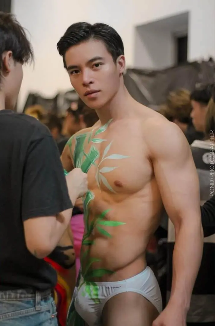 น้องจ๊าบ..งานบอดี้เพ้นท์