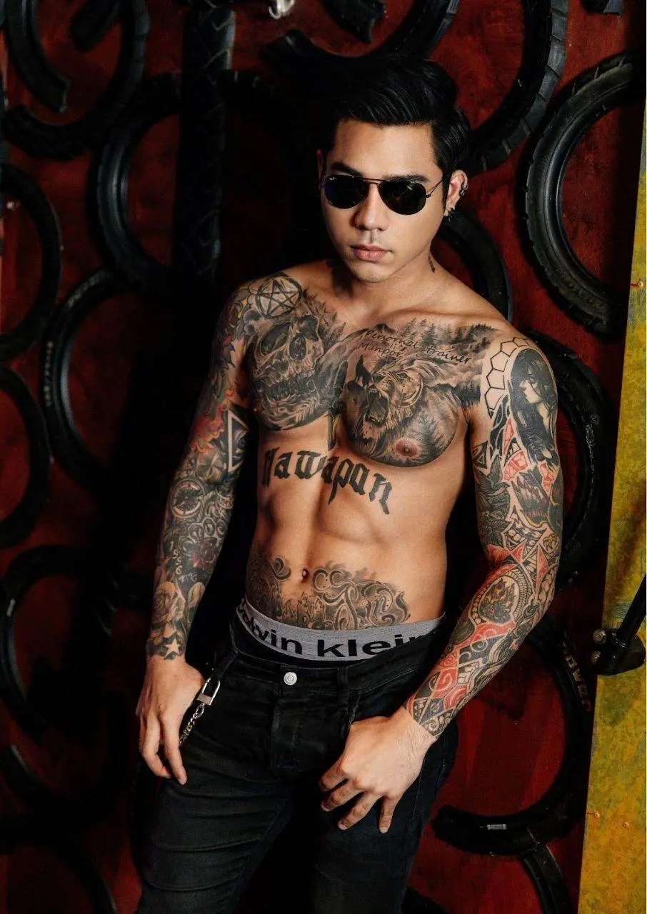 หนุ่มหล่อขึ้นปก 1186