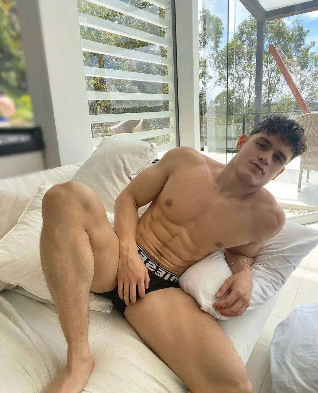 อดใจไม่ไหว