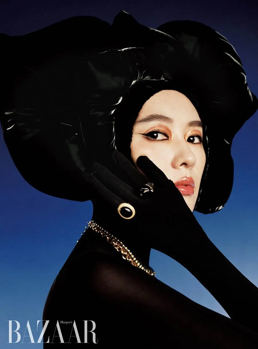 Tong Yao @ Harper's BAZAAR Vietnam November 2023