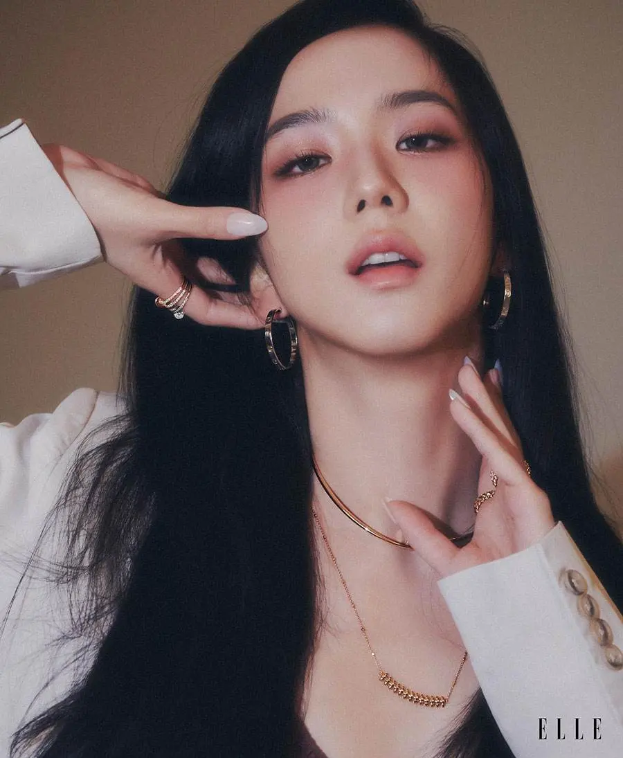 (BLACKPINK) Jisoo @ ELLE Singapore November 2023