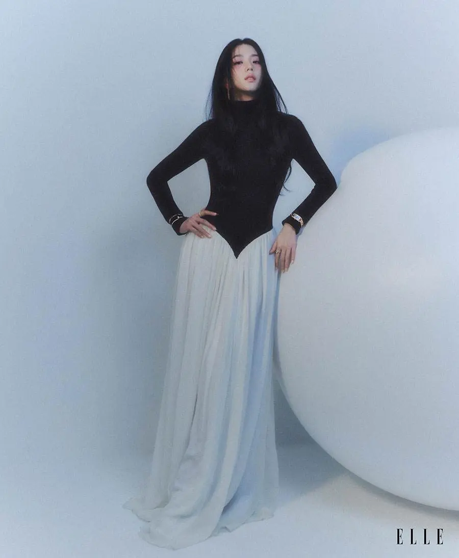 (BLACKPINK) Jisoo @ ELLE Singapore November 2023