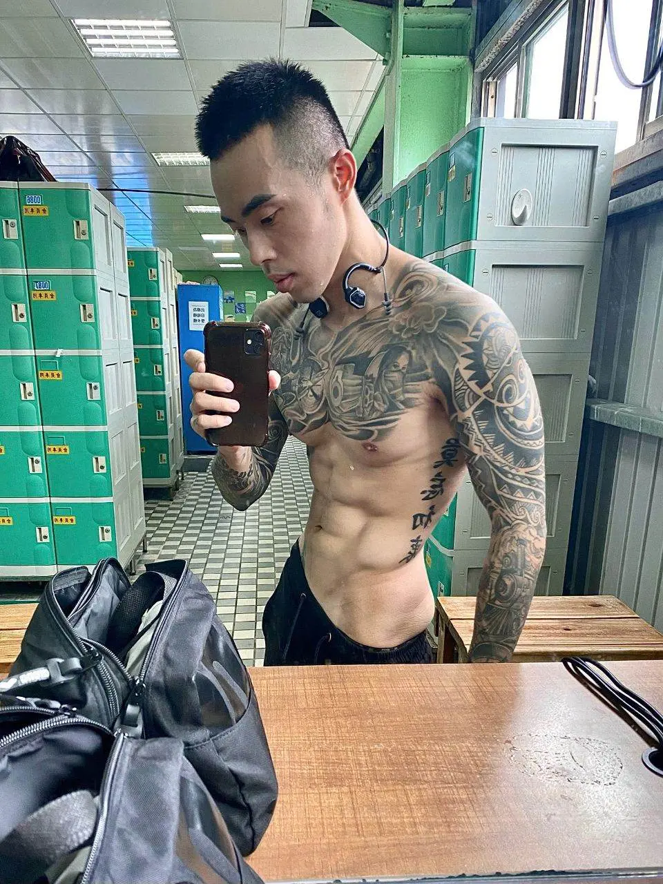 ตี๋จีนสักลาย 102.