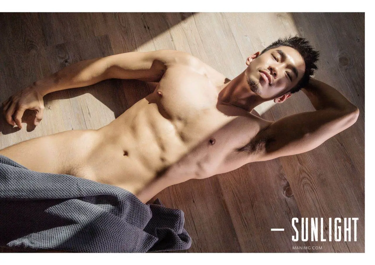 หนุ่มหล่อขึ้นปก 1184.1
