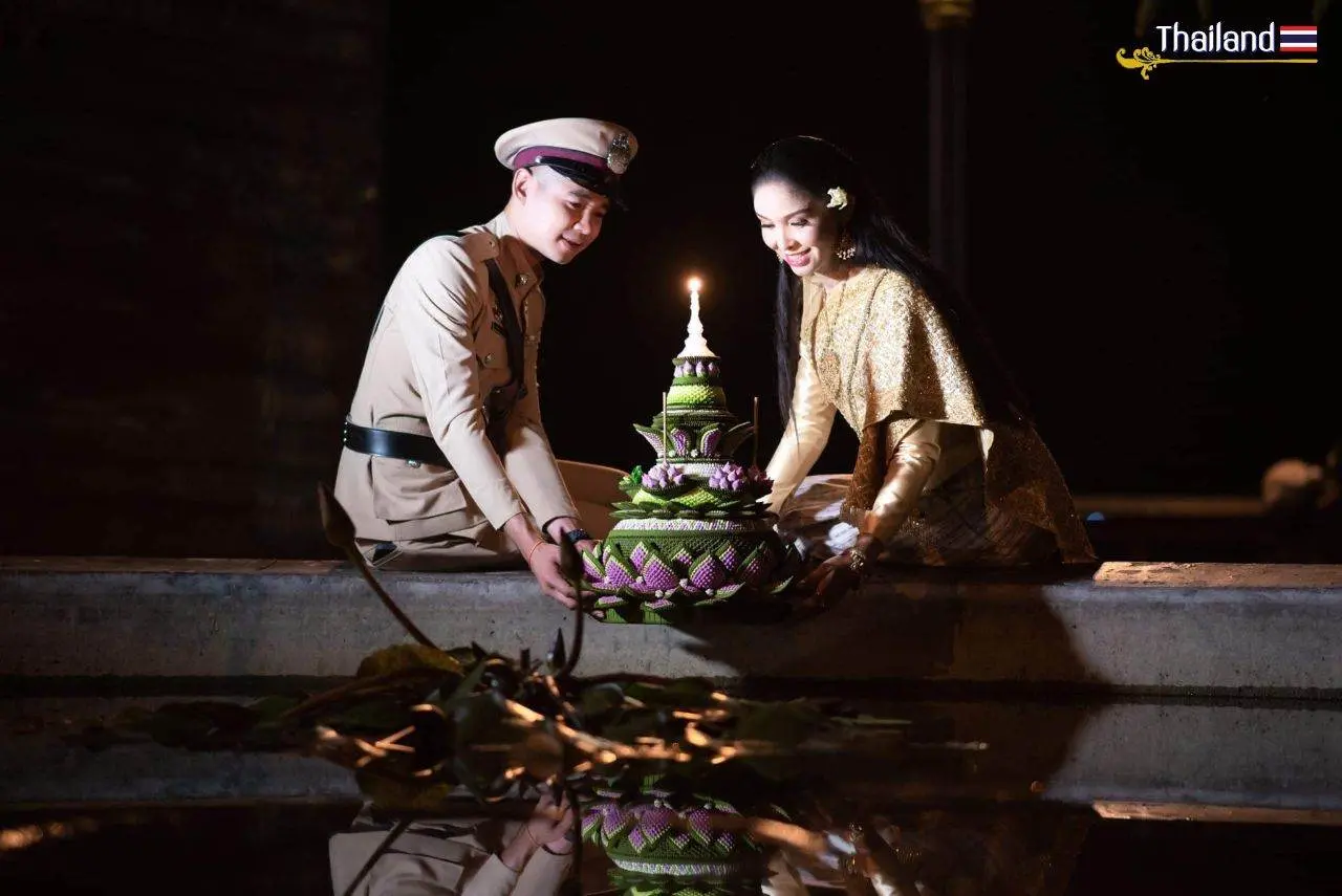 THAILAND 🇹🇭 | KRATHONG in LOY KRATHONG FESTIVAL