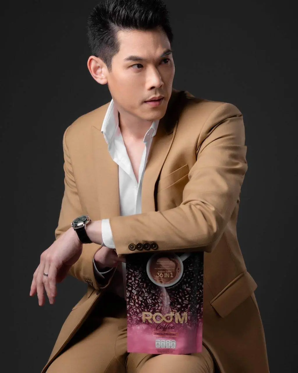 เห็นแล้วหื่นจังพ่อคุ้น