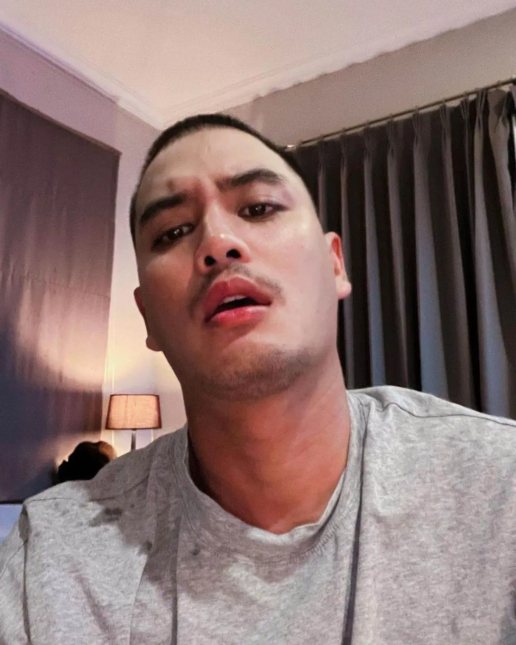 เห็นแล้วหื่นจังพ่อคุ้น