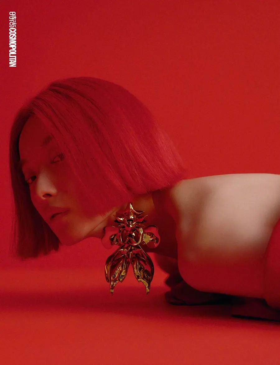 NiNi @ Cosmopolitan China October 2023
