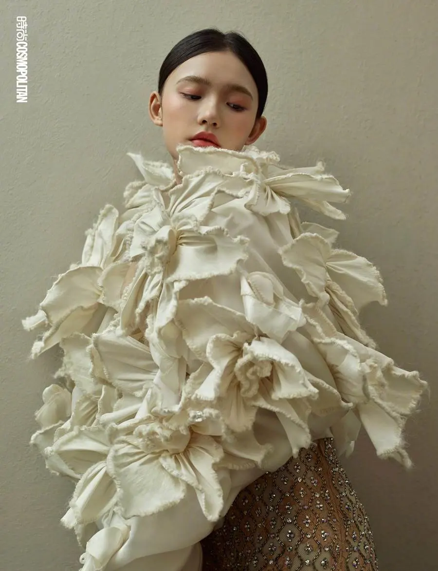 LinYun @ Cosmopolitan China November 2023