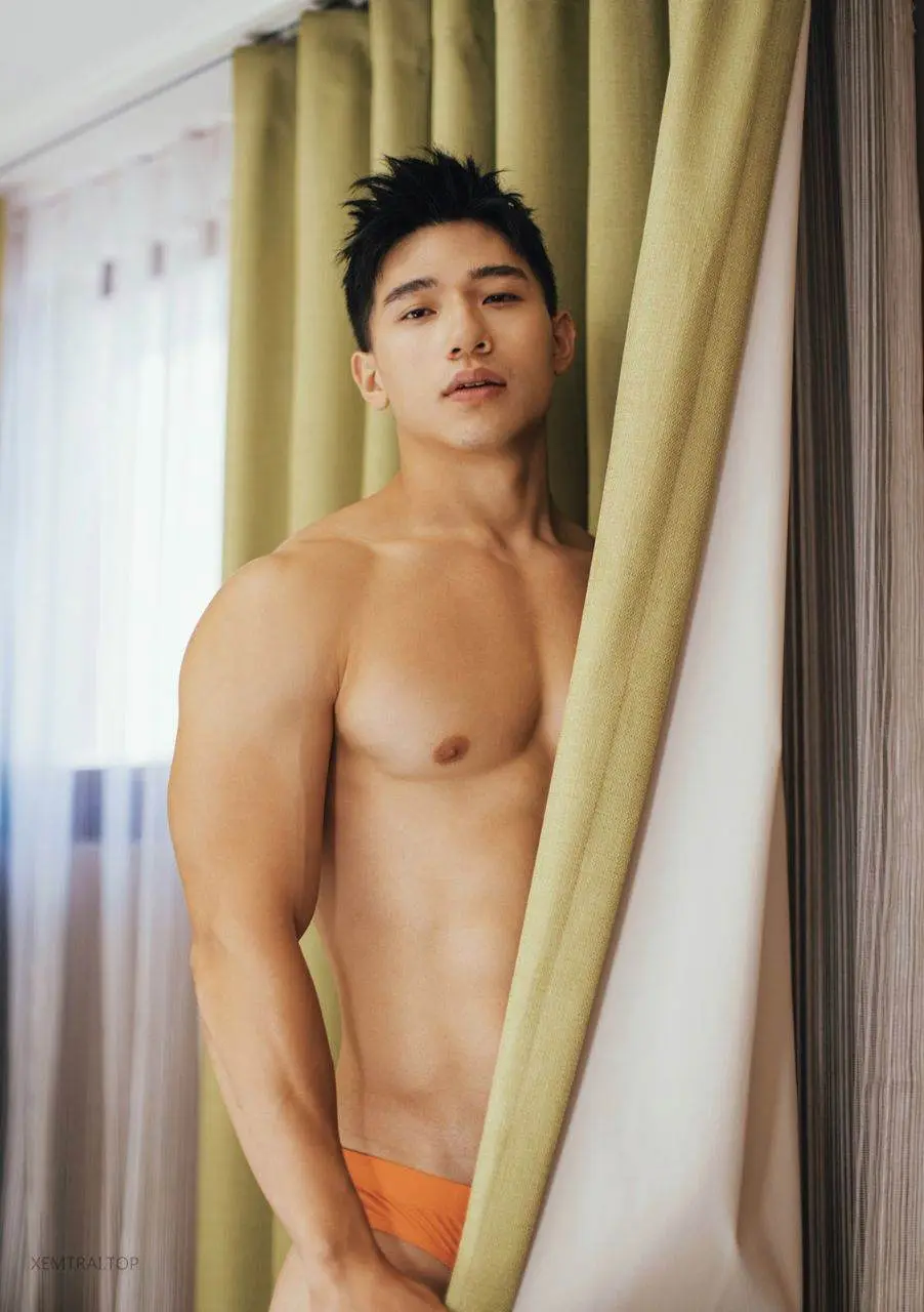 หนุ่มหล่อขึ้นปก 1180.2