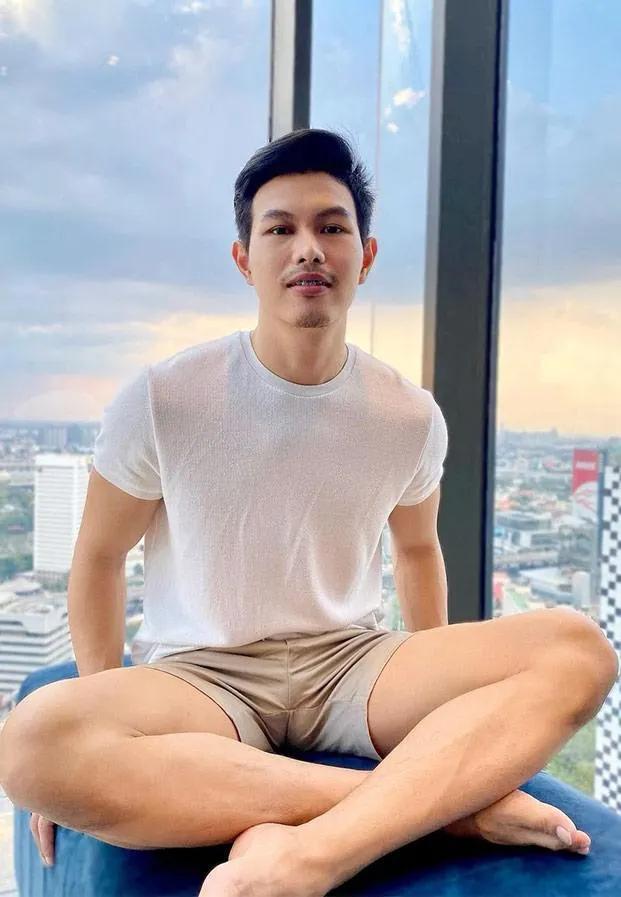 เปิดวาร์ปหนุ่มงานดี เนส นนทกร นายแบบหุ่นแซ่บ พกของใหญ่ สุดฮอตบนทวิตเตอร์