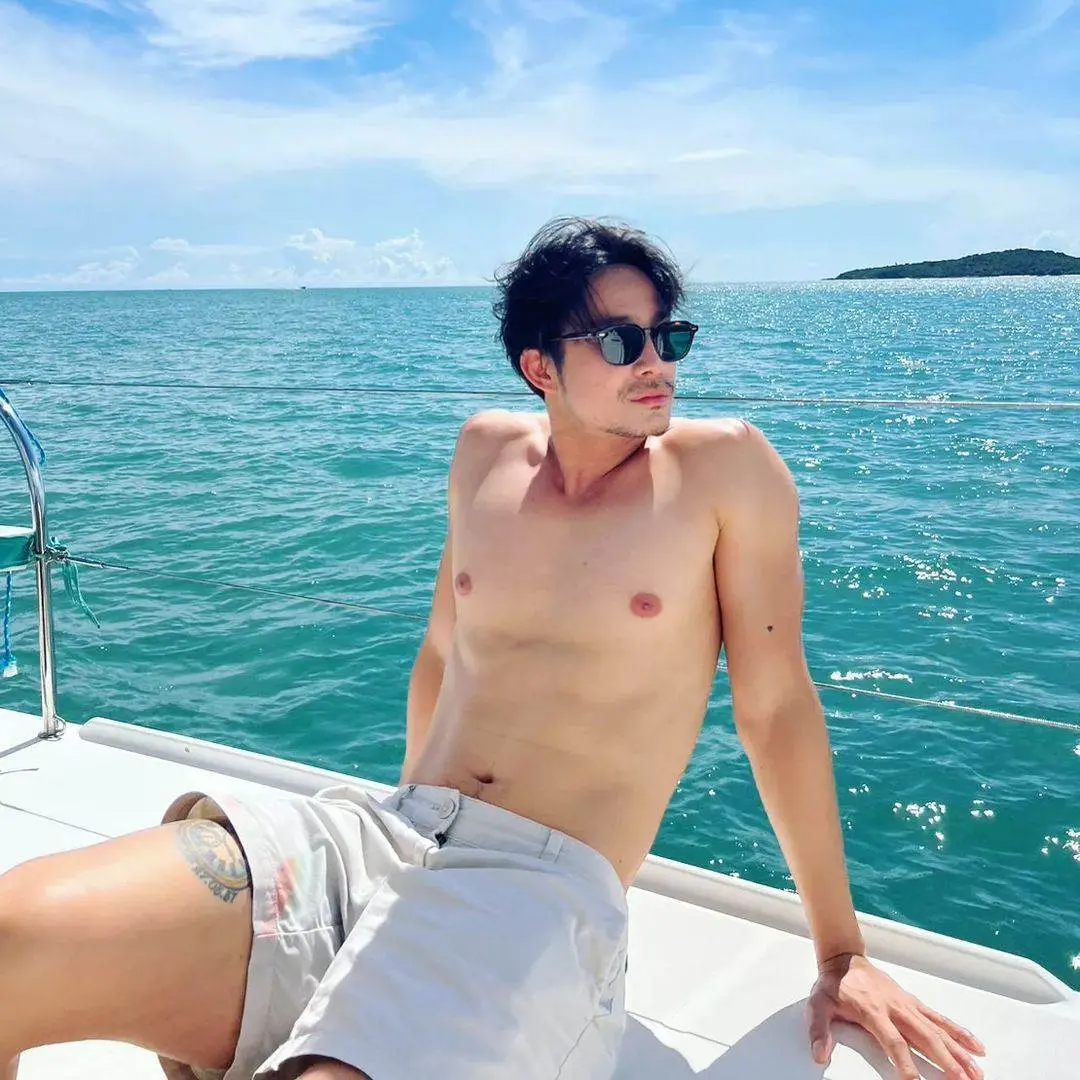 ดูดรักให้หลงไหล