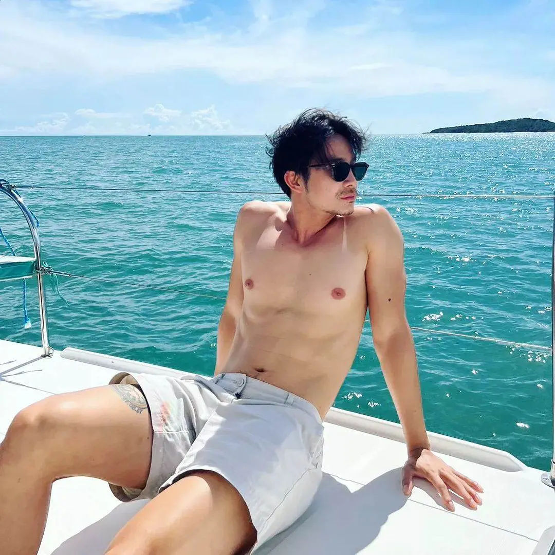 ดูดรักให้หลงไหล