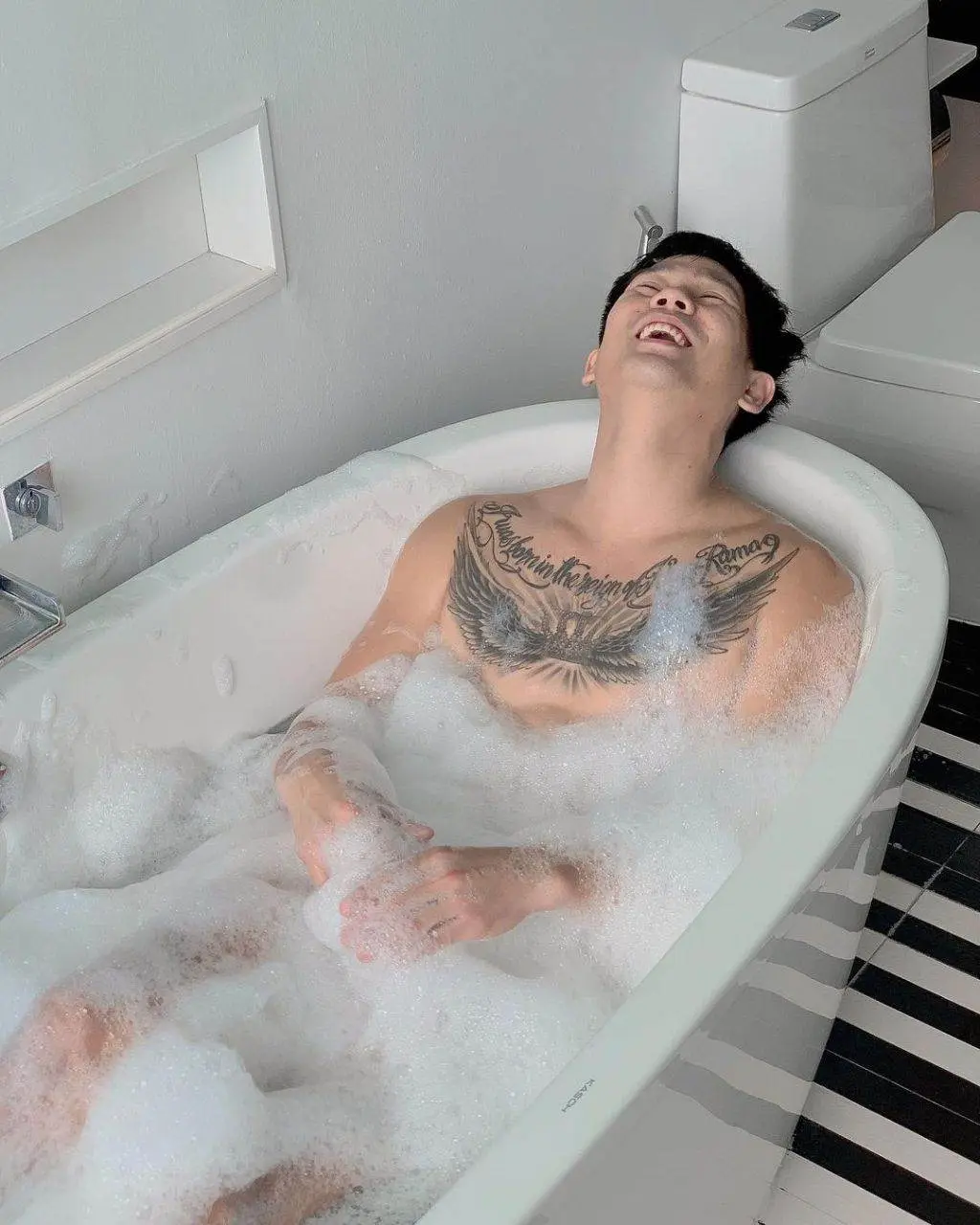 อ้ายจ่อยอ่าาาาา