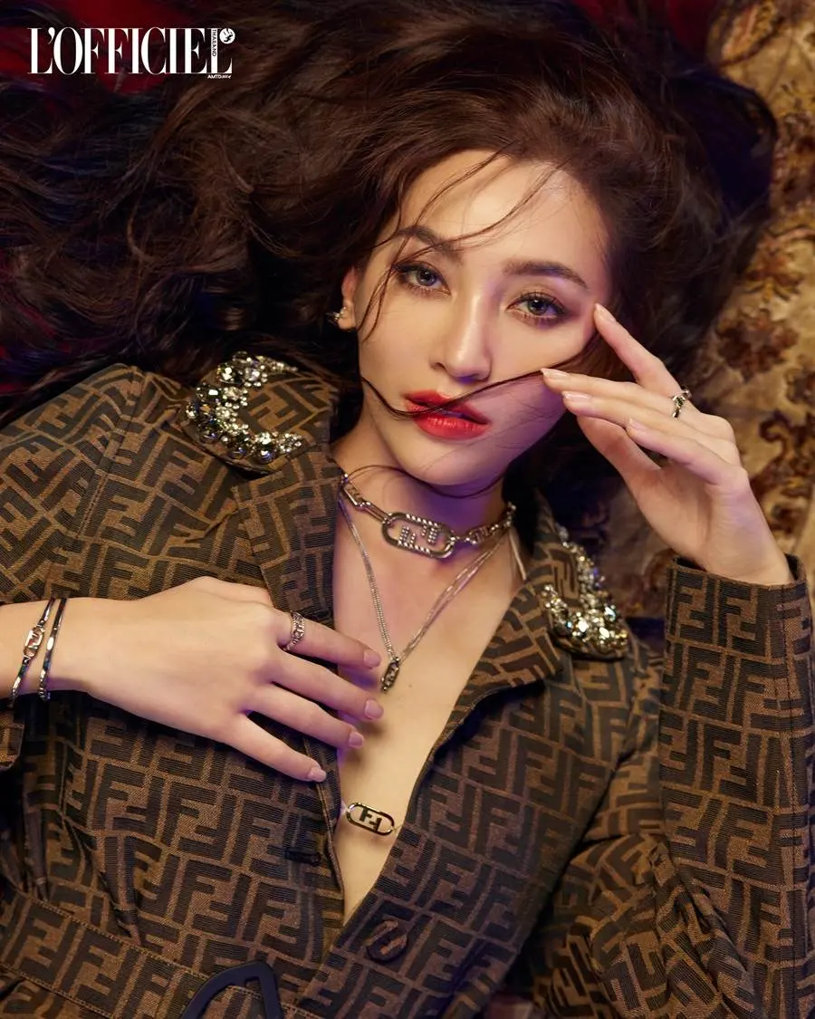 เบลล่า-ราณี @ L'Officiel Thailand November 2023
