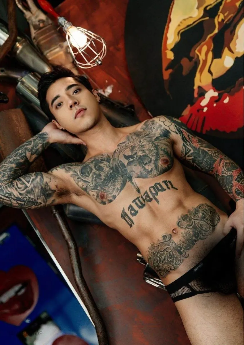 หนุ่มหล่อขึ้นปก 1186.3