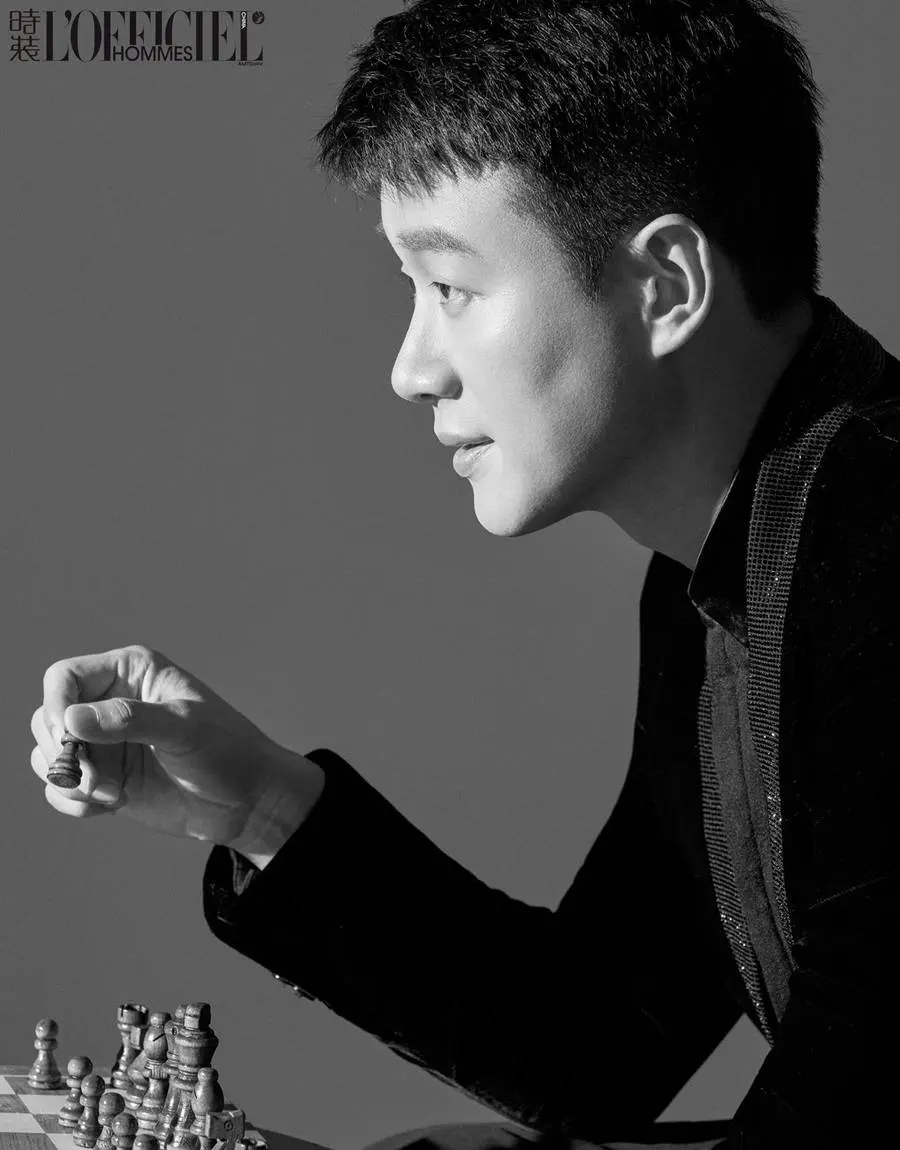 Tong Dawei @ L&rsquo;Officiel Hommes China November 2023