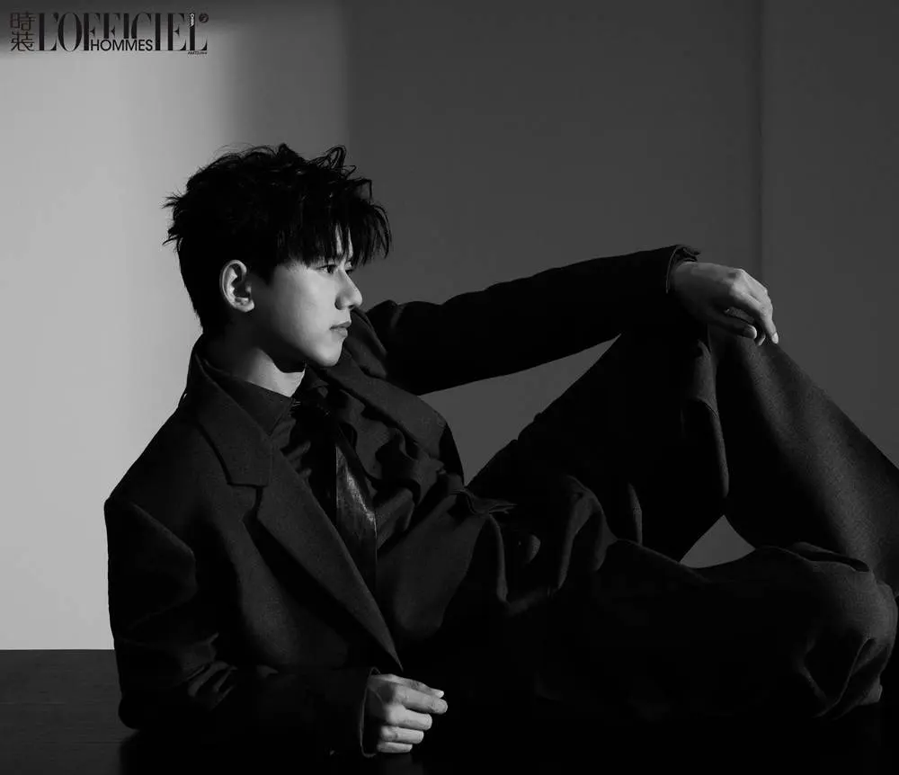 Zhang Jie @ L&rsquo;Officiel Hommes China November 2023