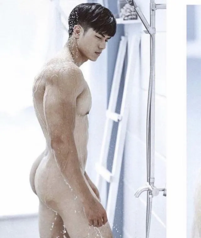 หล่อบ้างน่ารักบ้าง ๘๒