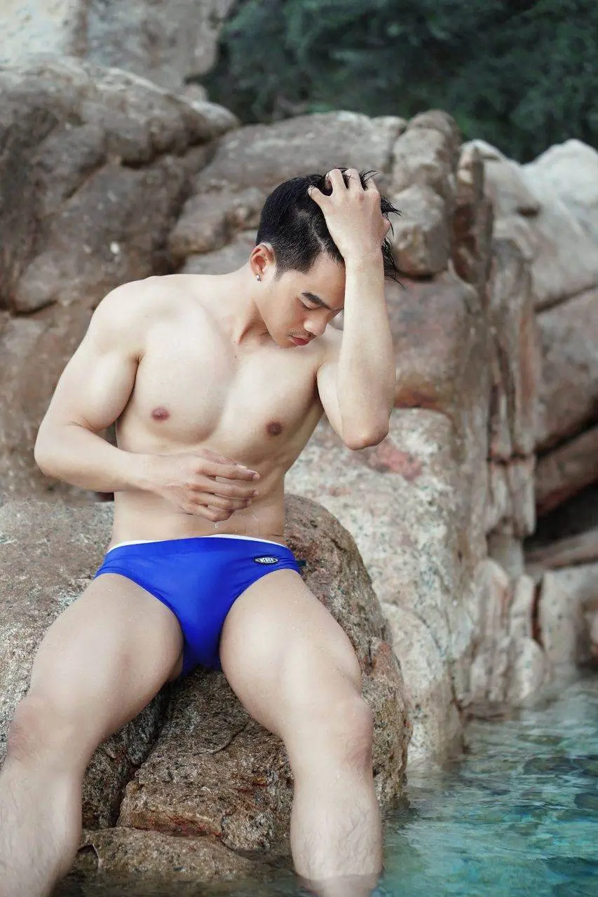 หล่อบ้างน่ารักบ้าง ๘๒