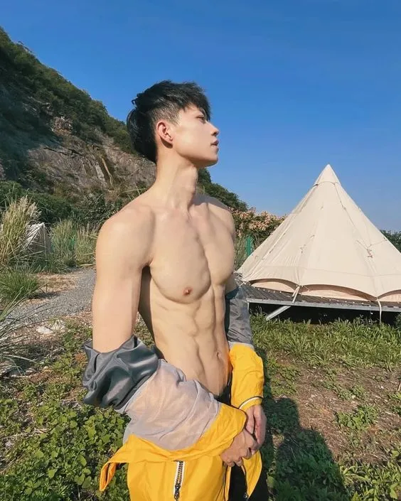 ถอดโชว์เรือนร่าง 2838