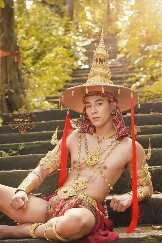 ถอดโชว์เรือนร่าง 2838