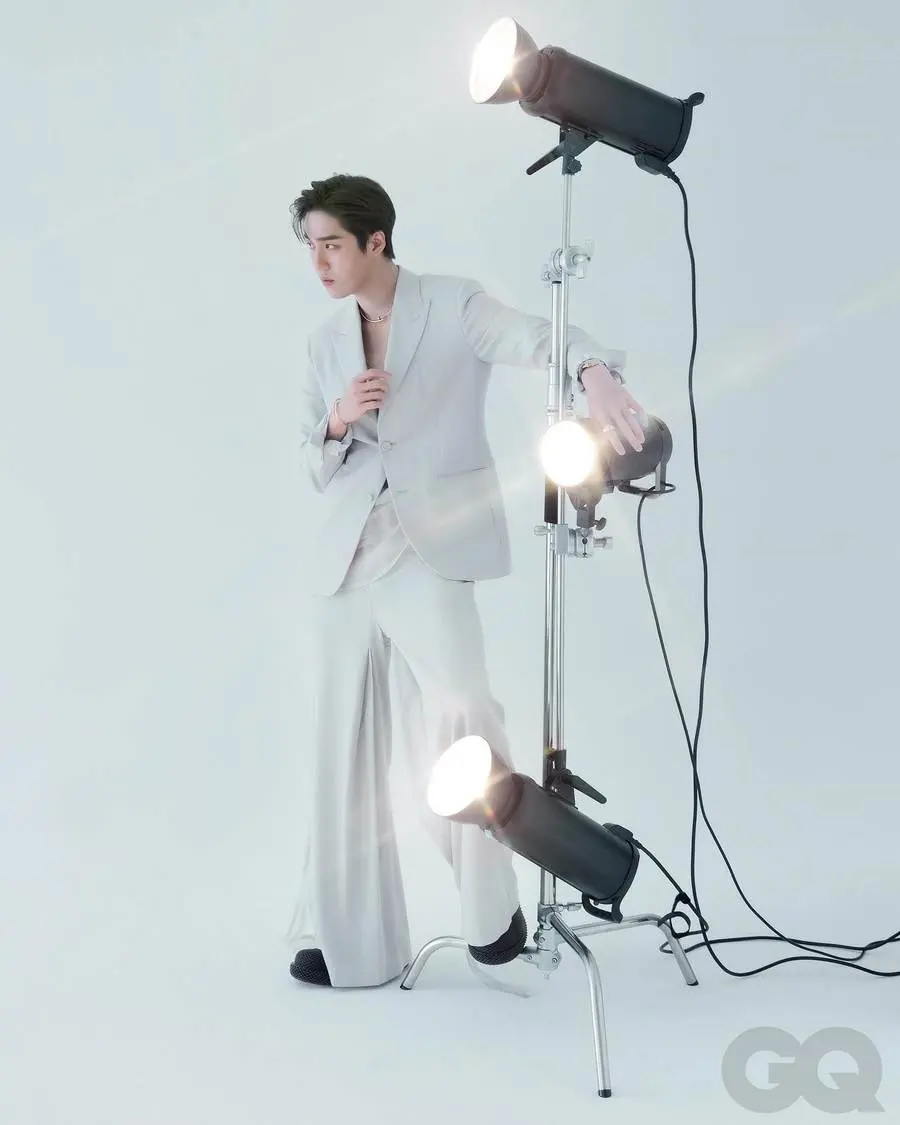 ต่อ-ธนภพ @ GQ Thailand November 2023