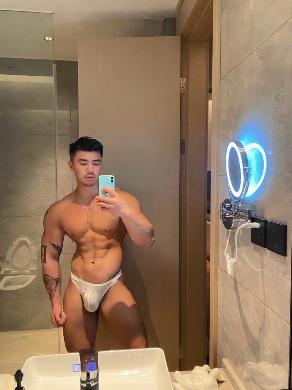LINE OpenChat : Underwear For Men