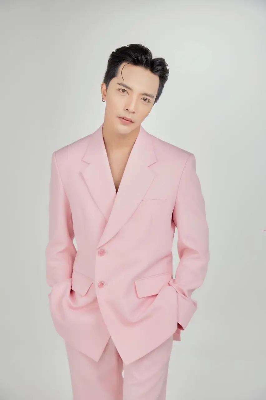 ฮาเล่ย์ บาร์โฮสตัวท็อป