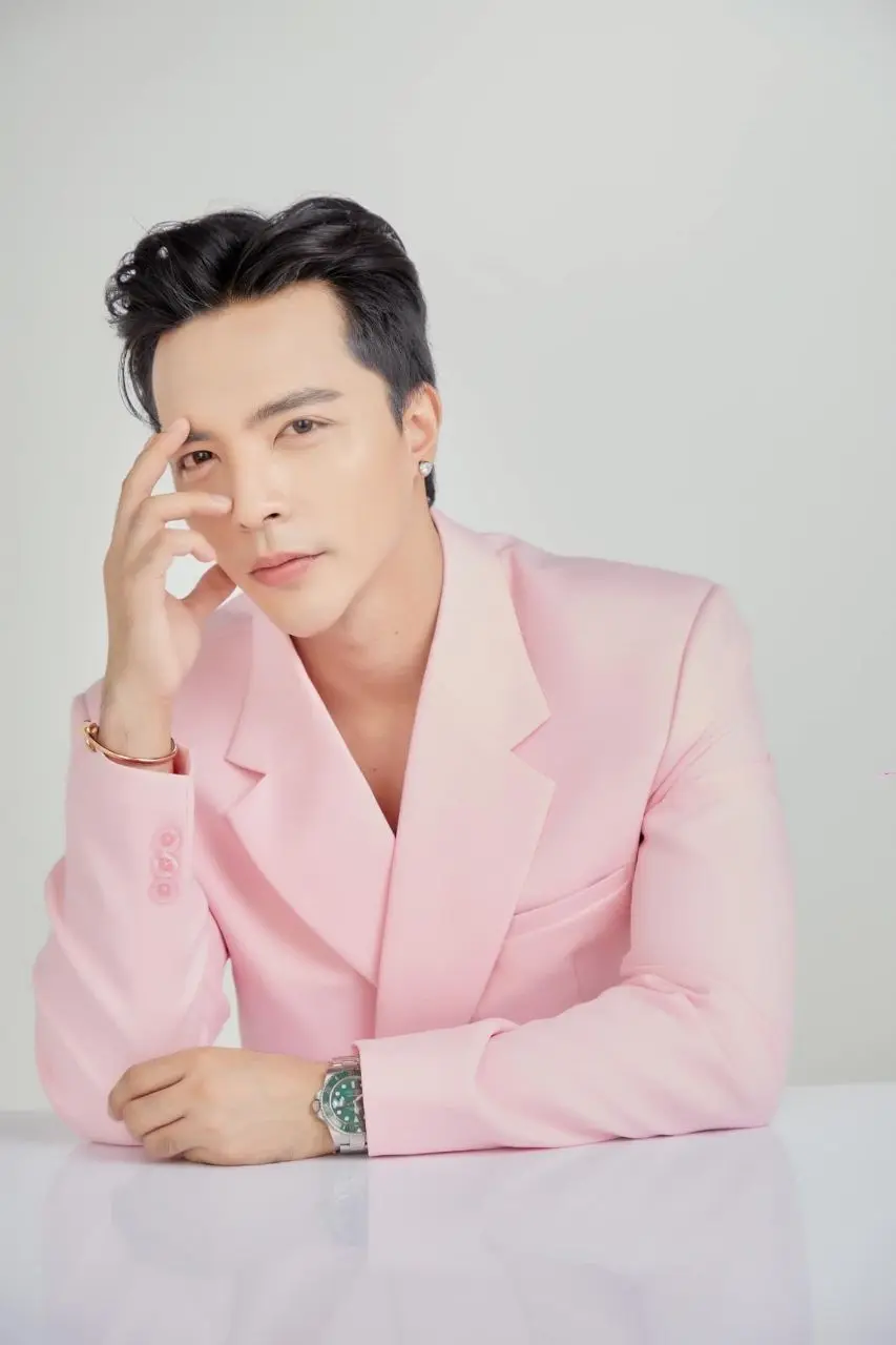 ฮาเล่ย์ บาร์โฮสตัวท็อป