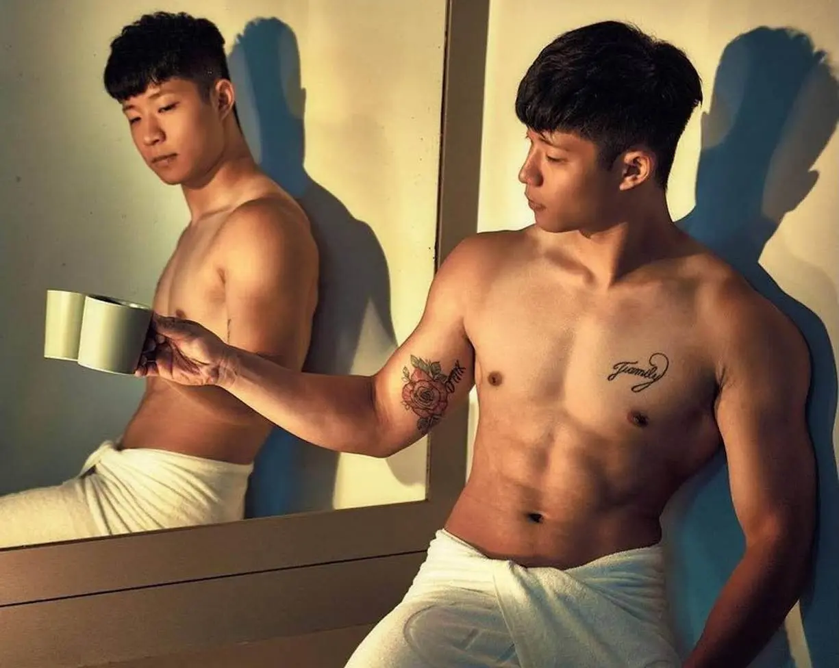 เมียไม่เห็น ผัวซี๊ดซ๊าด