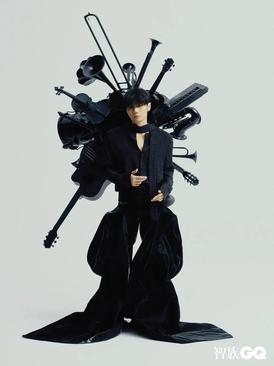 Li Ronghao @ GQ China December 2023