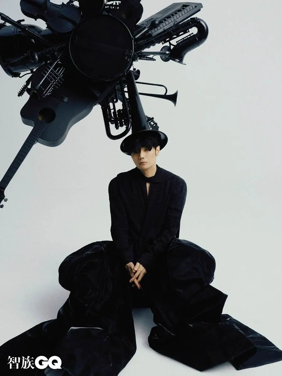Li Ronghao @ GQ China December 2023