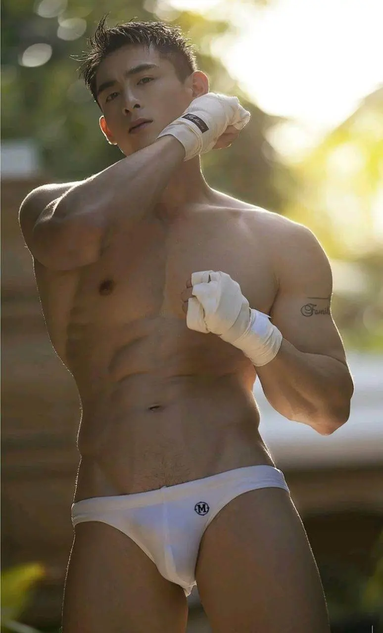 กรุ๊ปแซ่บ