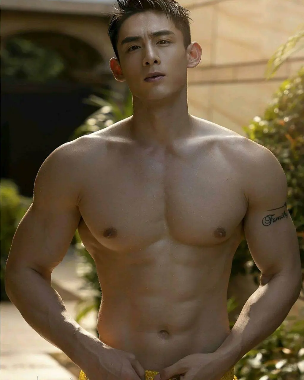 กรุ๊ปแซ่บ