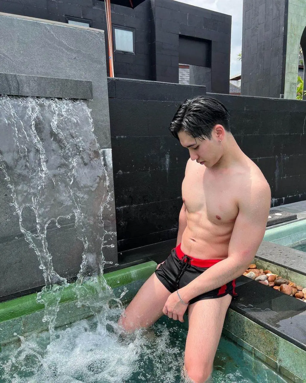 ฟลุ๊ค ปิยะ พรมพิลา