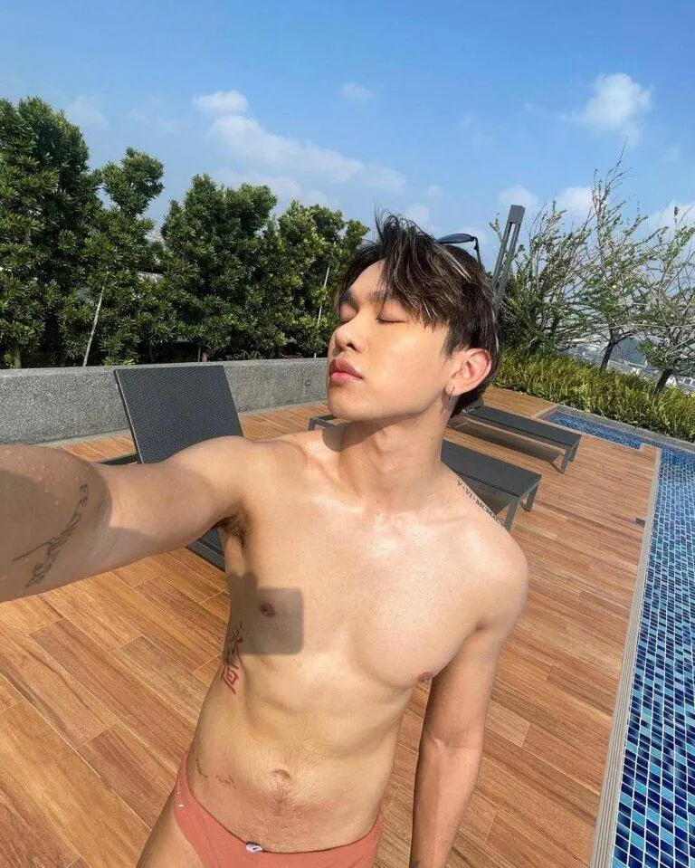 เวอร์จิ้นดิ้นพล่าน