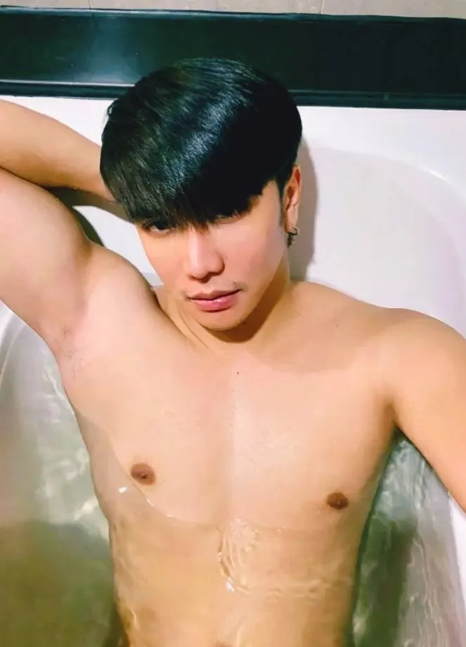 น้ำทะลัก