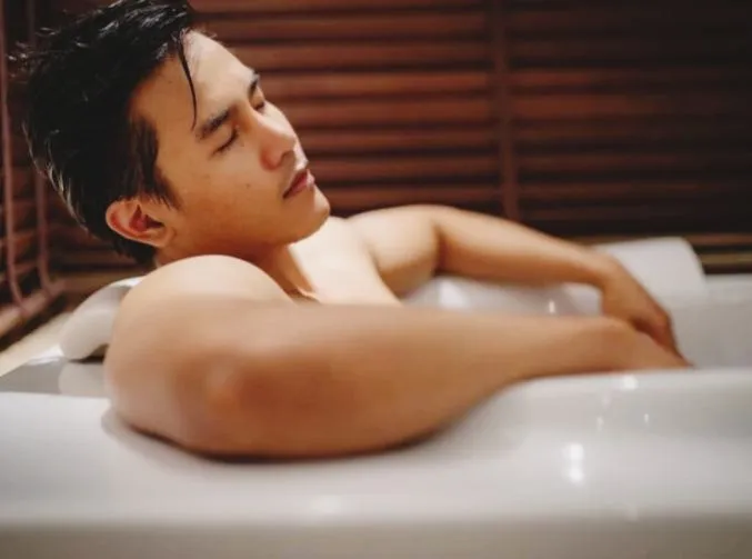 น้ำทะลัก