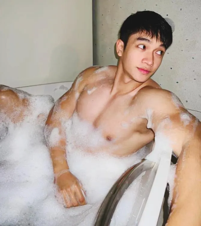 น้ำทะลัก