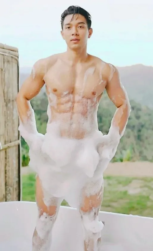 น้ำทะลัก