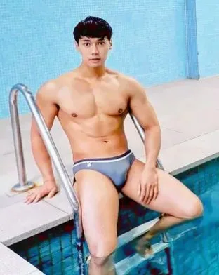 ออกลายเลยนะเมิง